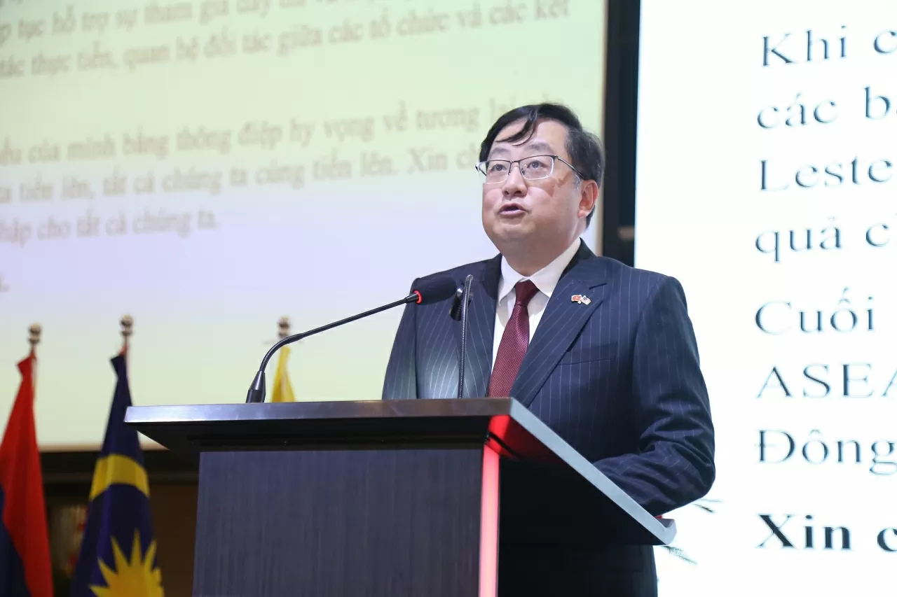 Foreign Minister Le Hoai Trung attends Timor-Leste's 50th independence anniversary and new milestone of joining ASEAN