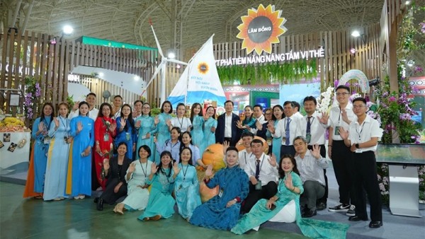Lam Dong wins 'outstanding exhibition space' award at Autumn Fair 2025