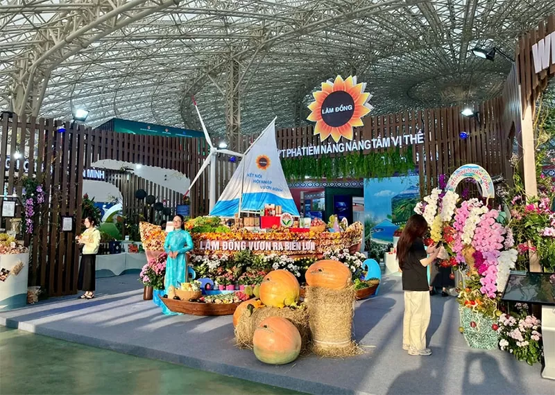 Lam Dong wins 'outstanding exhibition space' award at Autumn Fair 2025
