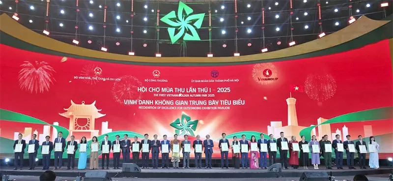 Lam Dong wins 'outstanding exhibition space' award at Autumn Fair 2025