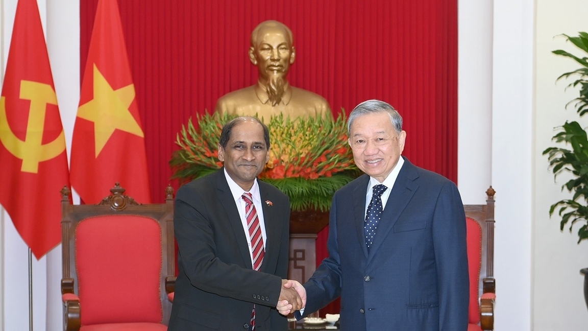 Party chief To Lam: Vietnam always considers Singapore as a close friend, a trusted companion, and a key economic partner