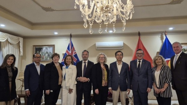 Ambassador Pham Hung Tam meets with Australia-Vietnam Friendship Parliamentarians