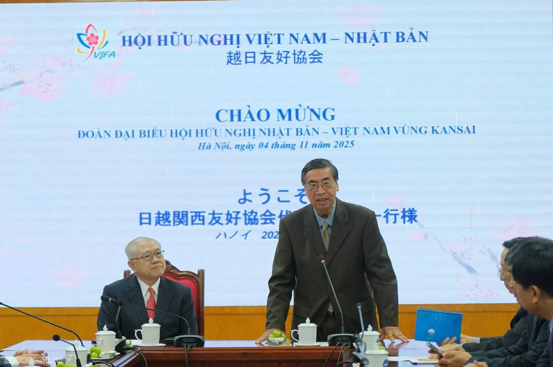 Relentlessly promoting Vietnam-Japan cooperation and people-to-people exchange Relentlessly promoting Vietnam-Japan cooperation and people-to-people exchange
