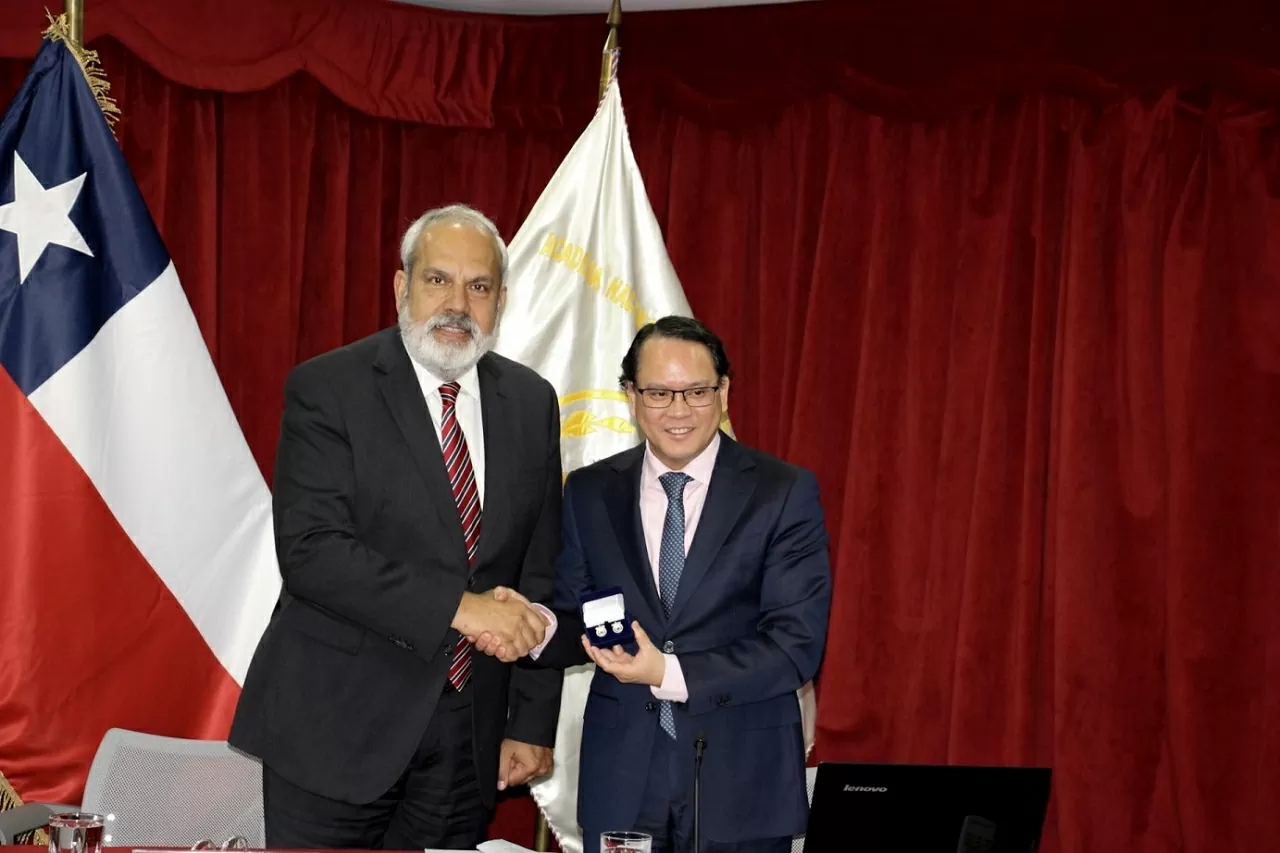 Vietnam advocates peaceful settlement of maritime differences through restraint and dialogue: Ambassador Dr. Nguyen Viet Cuong Vietnam advocates peaceful settlement of maritime differences through restraint and dialogue: Ambassador Dr. Nguyen Viet Cuong