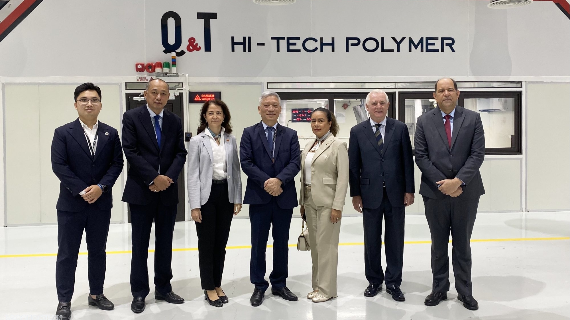 Promoting connectivity and cooperation between Vietnam and South American countries in currency production