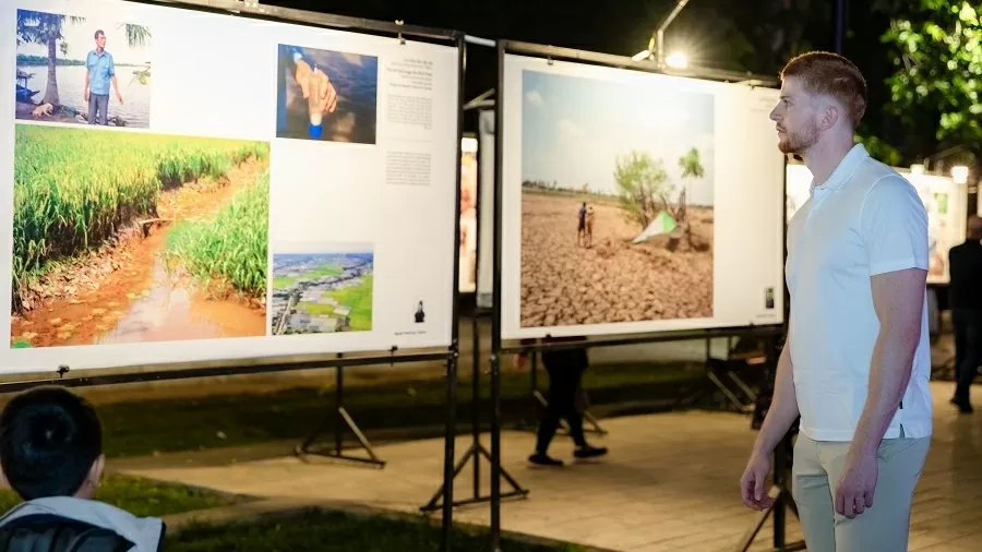 Exhibition tells stories of climate change through the lens of visual storytellers