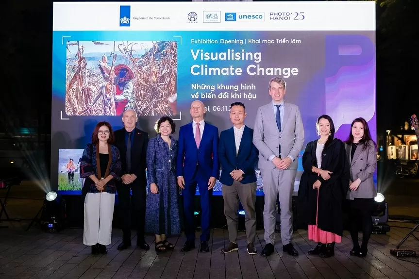 Exhibition tells stories of climate change through the lens of visual storytellers