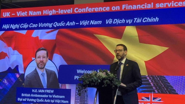 High-Level Conference strengthens Vietnam-UK cooperation in developing modern financial services