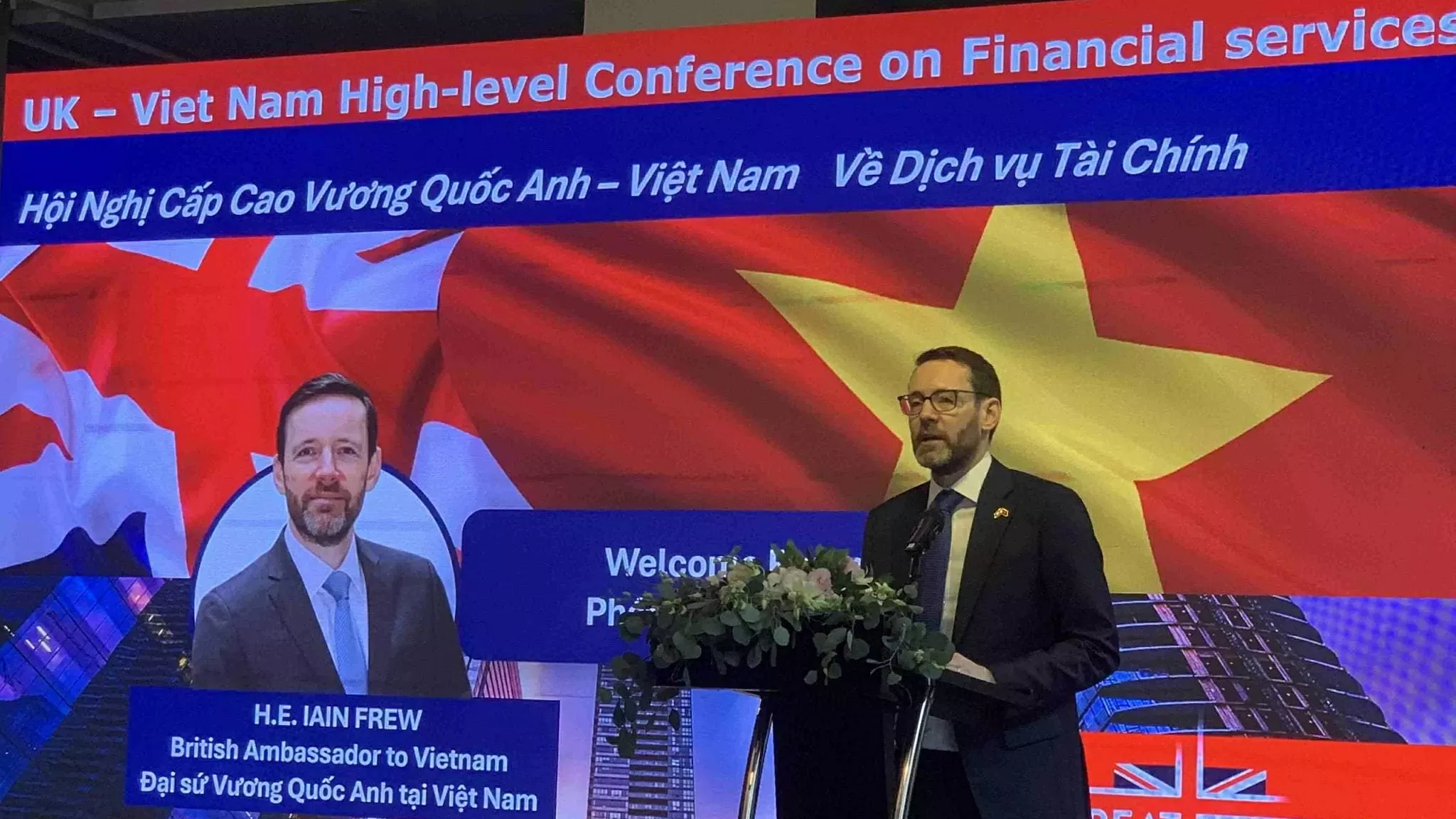 High-Level Conference strengthens Vietnam-UK cooperation in developing modern financial services