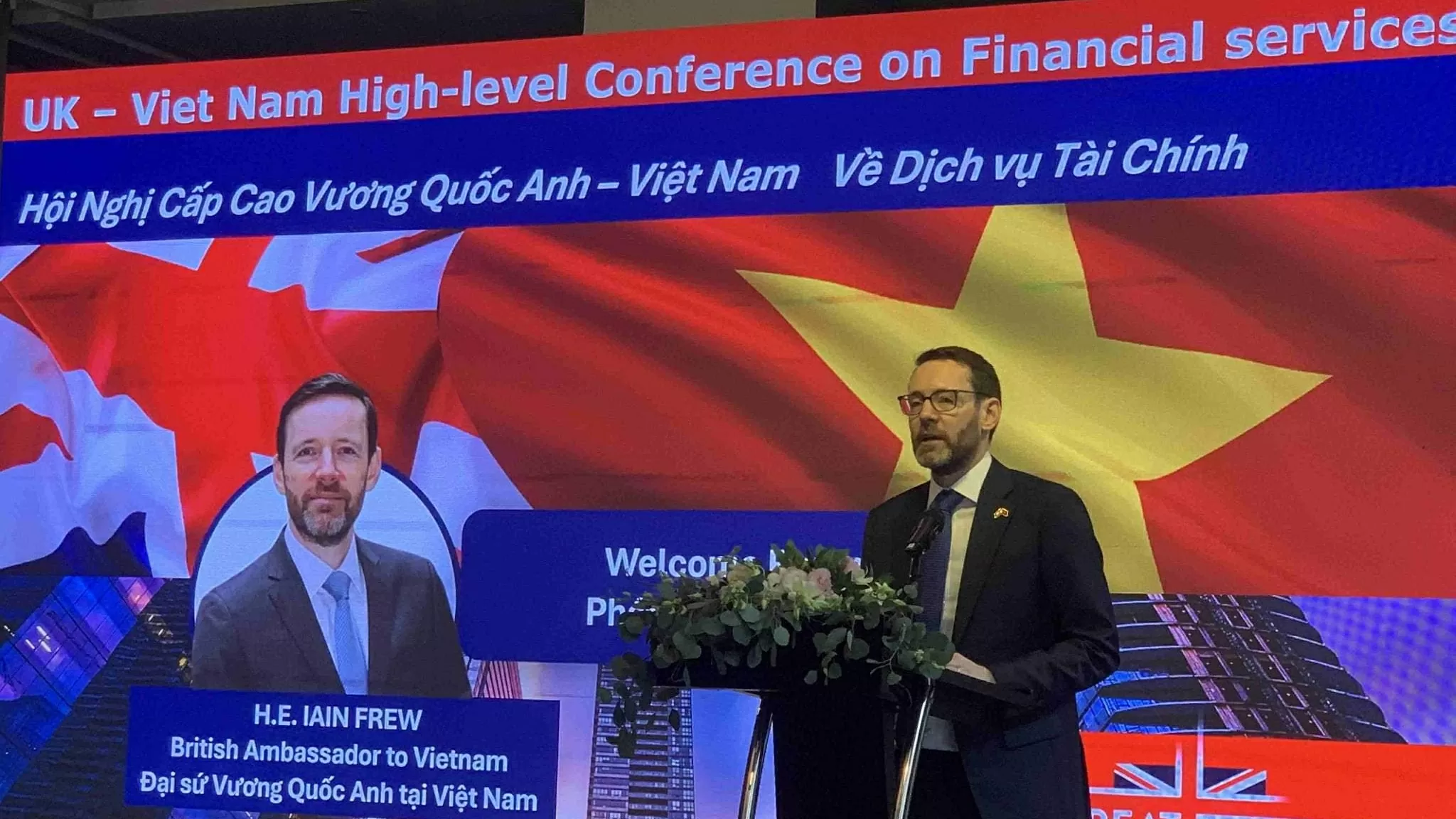 High-Level Conference strengthens Vietnam-UK cooperation in developing modern financial services