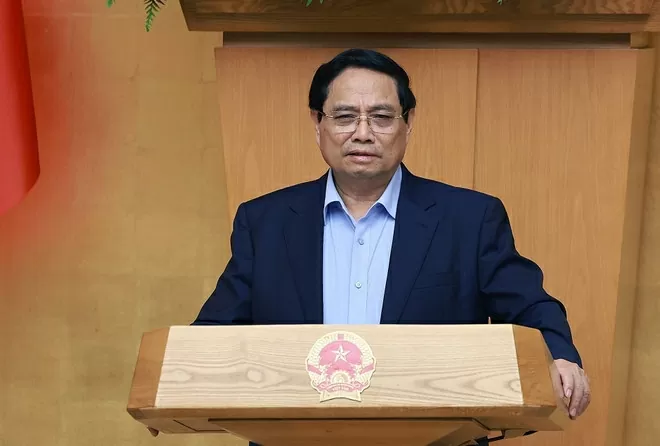 Prime Minister chairs regular government meeting connected with 34 provinces and cities