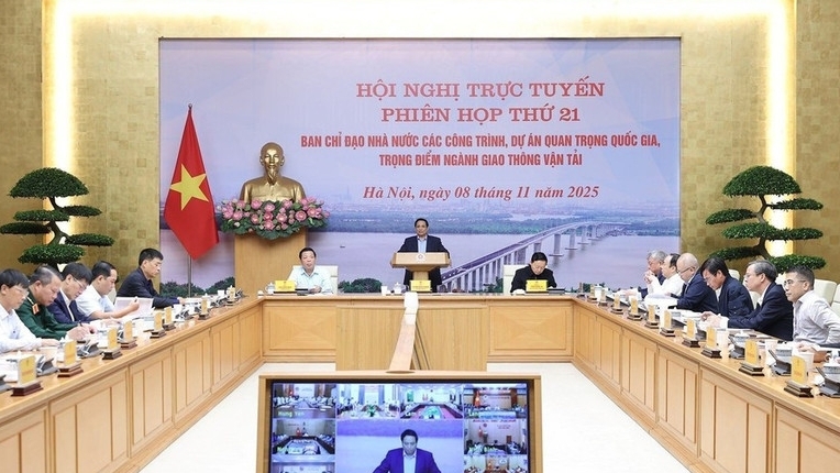 Entire Cao Bang - Ca Mau expressway must be inaugurated on December 19: Prime Minister