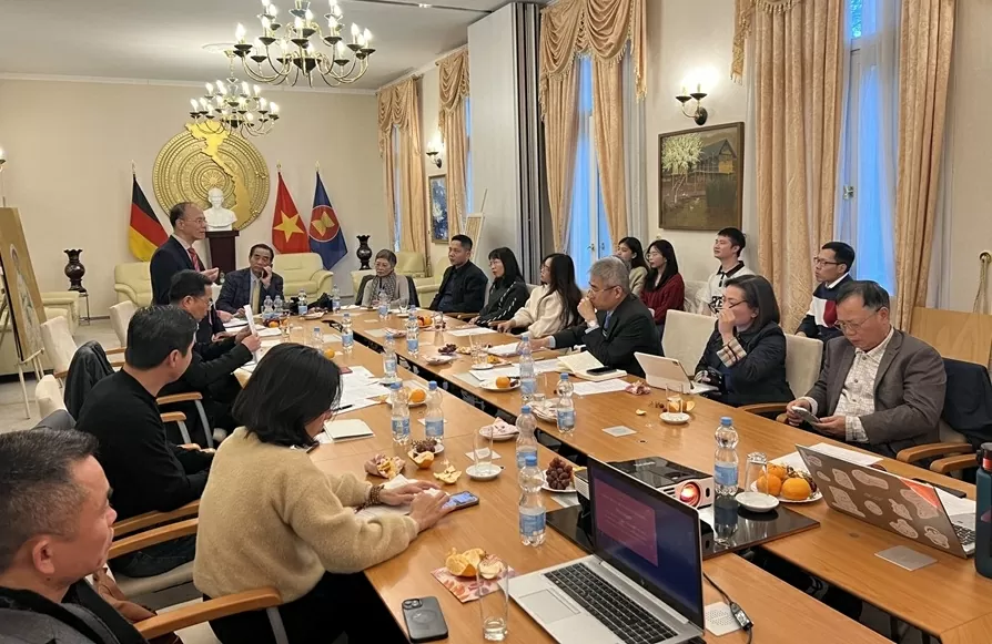 Overseas Vietnamese community in Germany contribute ideas to Draft Documents for the 14th National Party Congress