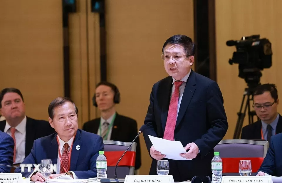 Prime Minister Pham Minh Chinh highlights solidarity, cooperation, dialogue at annual Vietnam Business Forum Prime Minister Pham Minh Chinh highlights solidarity, cooperation, dialogue at annual Vietnam Business Forum