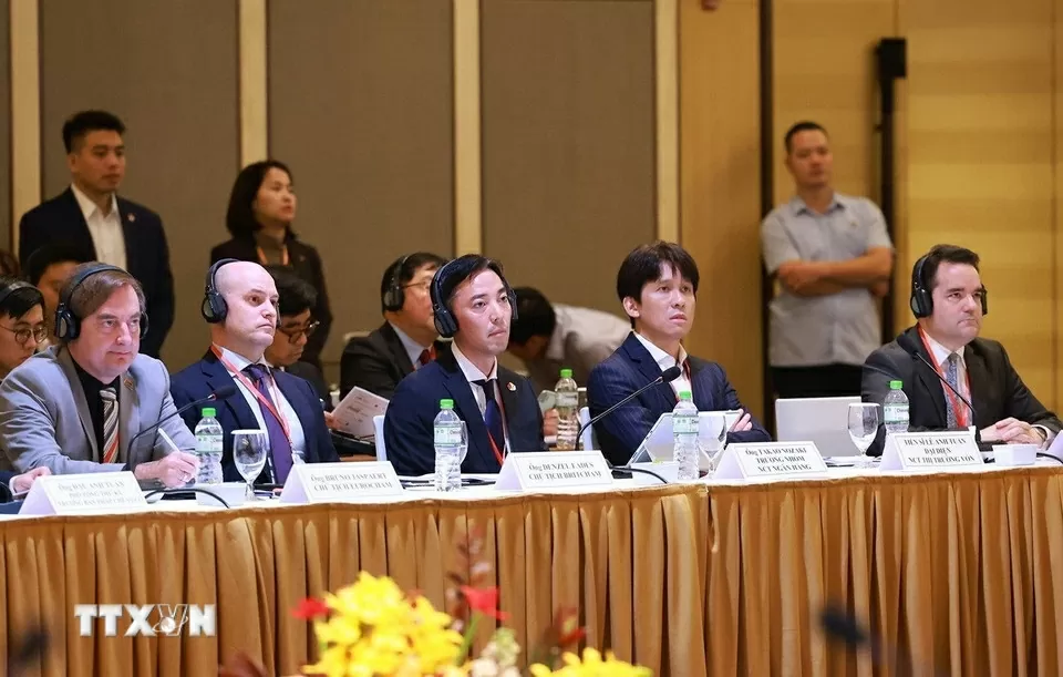 Prime Minister Pham Minh Chinh highlights solidarity, cooperation, dialogue at annual Vietnam Business Forum Prime Minister Pham Minh Chinh highlights solidarity, cooperation, dialogue at annual Vietnam Business Forum