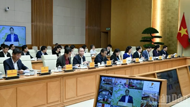 Prime Minister chairs Steering Committee meeting, underscores housing development as a key pillar of social welfare policy and driver of growth