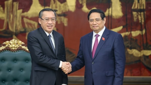 Vietnam always supports Laos in pursuing sustainable development: Prime Minister