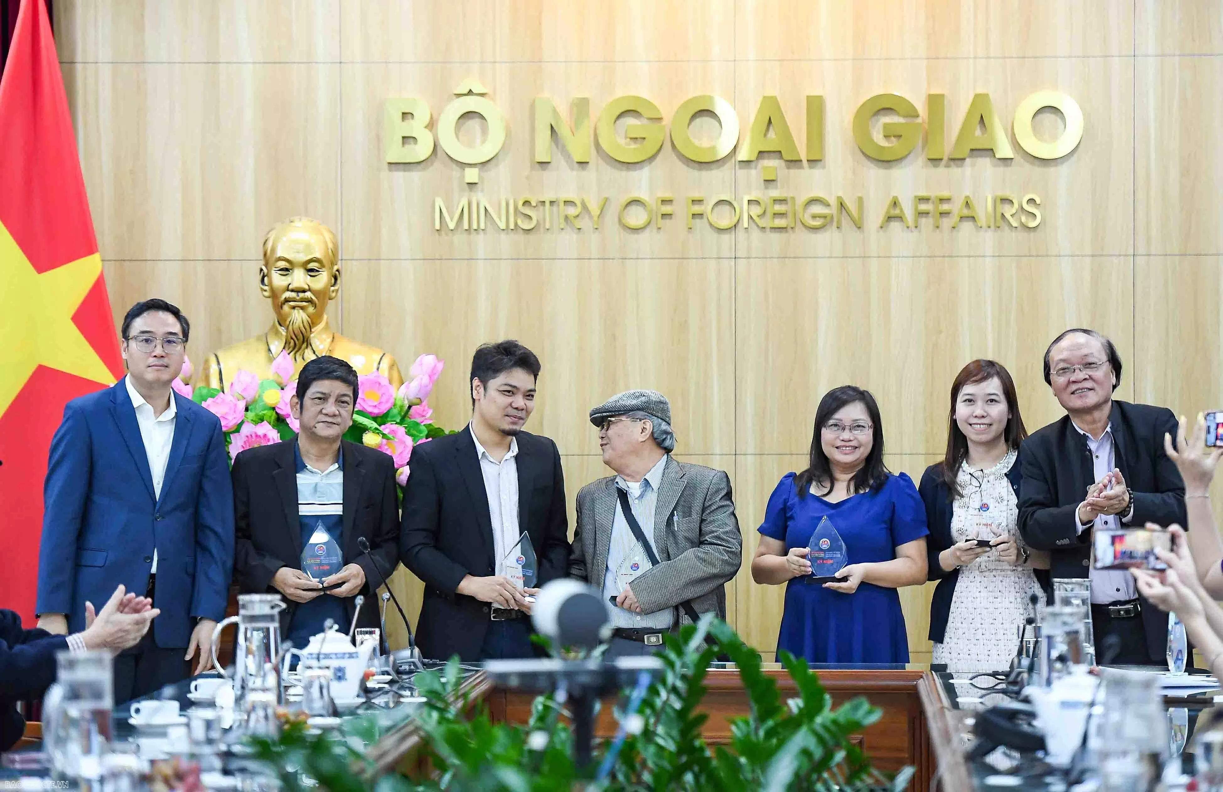 Awards ceremony for the Diplomatic sector songwriting contest and competitions celebrating 80 years of establishment