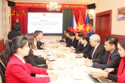 Vietnamese community in the Czech Republic offers practical contributions to the Draft Documents of the 14th Party Congress