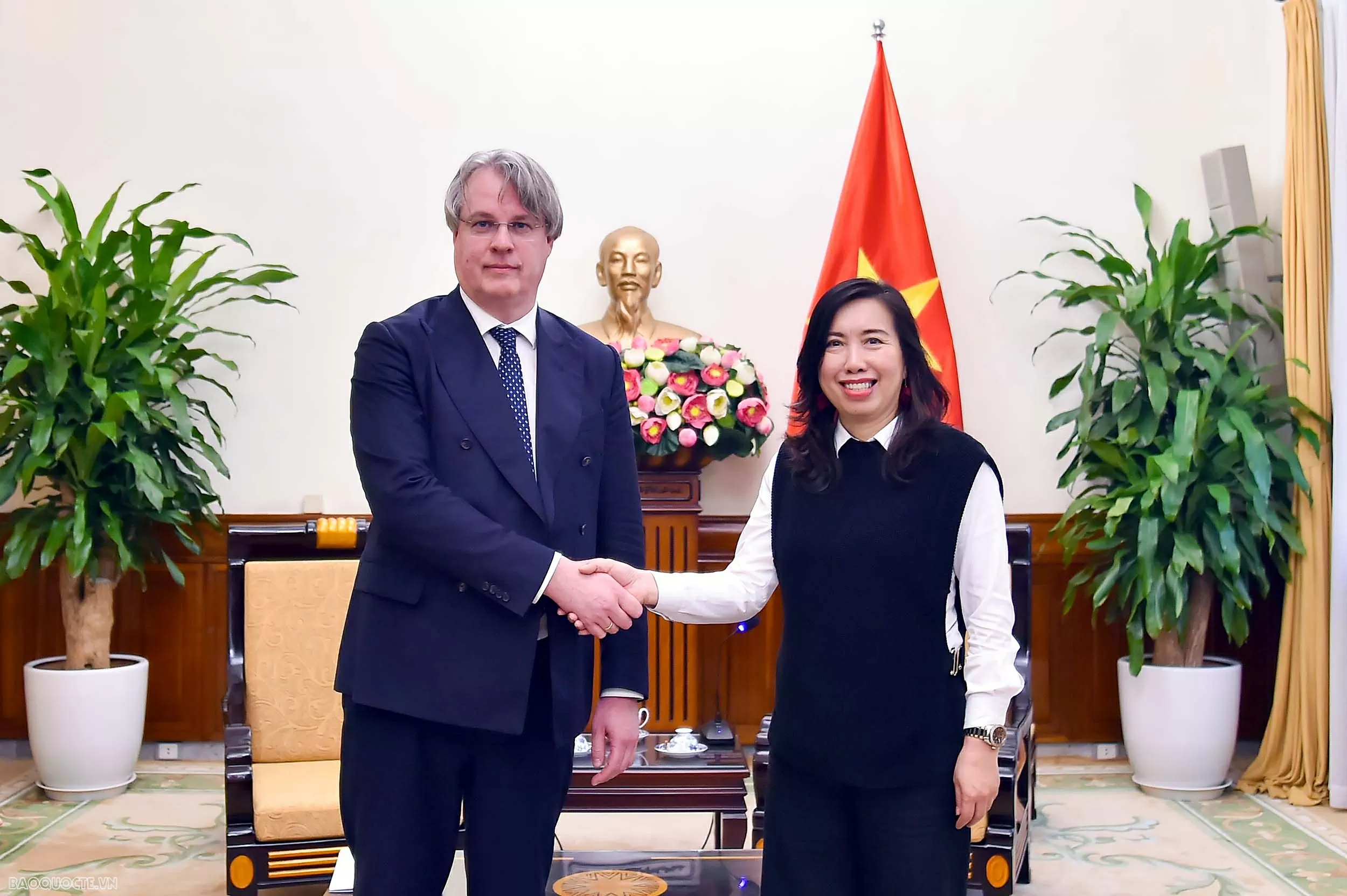 Vietnam and Russia agree to strengthen coordination at the United Nations and multilateral forums: Deputy FM Le Thi Thu Hang