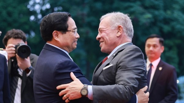 Prime Minister Pham Minh Chinh urges Jordan to strengthen support for the development of Vietnam's Halal industry