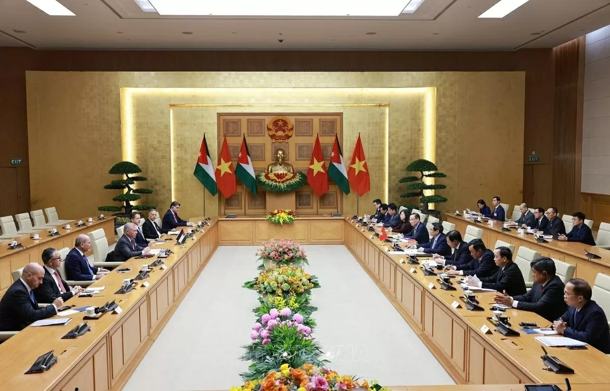 Prime Minister Pham Minh Chinh urges Jordan to strengthen support for the development of Vietnam's Halal industry