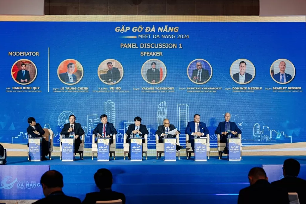 Da Nang and its journey of integration with the APEC Community: From the 2017 milestone to the 2030 Vision Da Nang and its journey of integration with the APEC Community: From the 2017 milestone to the 2030 Vision