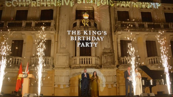 Deputy FM Le Thi Thu Hang attends the celebration of 77th birthday of King Charles III