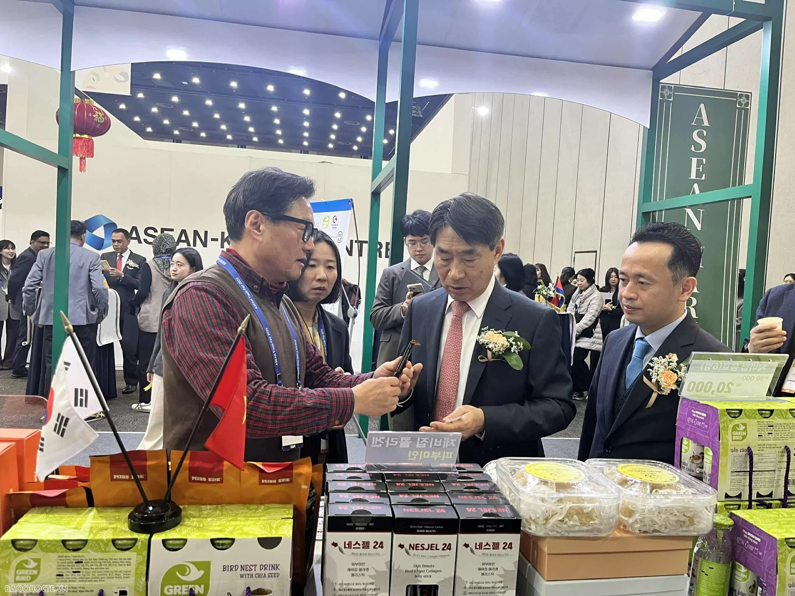 ASEAN Trade Fair 2025 in RoK: Boosting F&B Connectivity, a 'Gateway' for Vietnamese Enterprises ASEAN Trade Fair 2025 in RoK: Boosting F&B Connectivity, a 'Gateway' for Vietnamese Enterprises