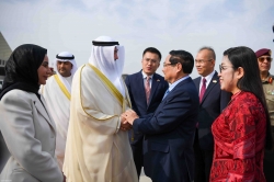 Prime Minister Pham Minh Chinh and spouse arrive in Kuwait City, beginning official visit to Kuwait