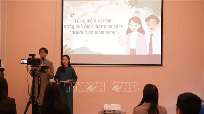 Celebrating Vietnamese Teachers' Day (November 20) in Russia Celebrating Vietnamese Teachers' Day (November 20) in Russia