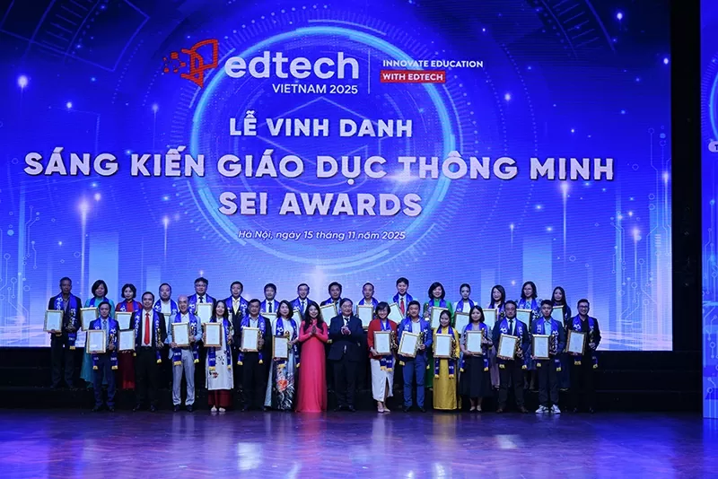 Agribank makes its mark at the Smart Education Initiative - SEI Awards 2025