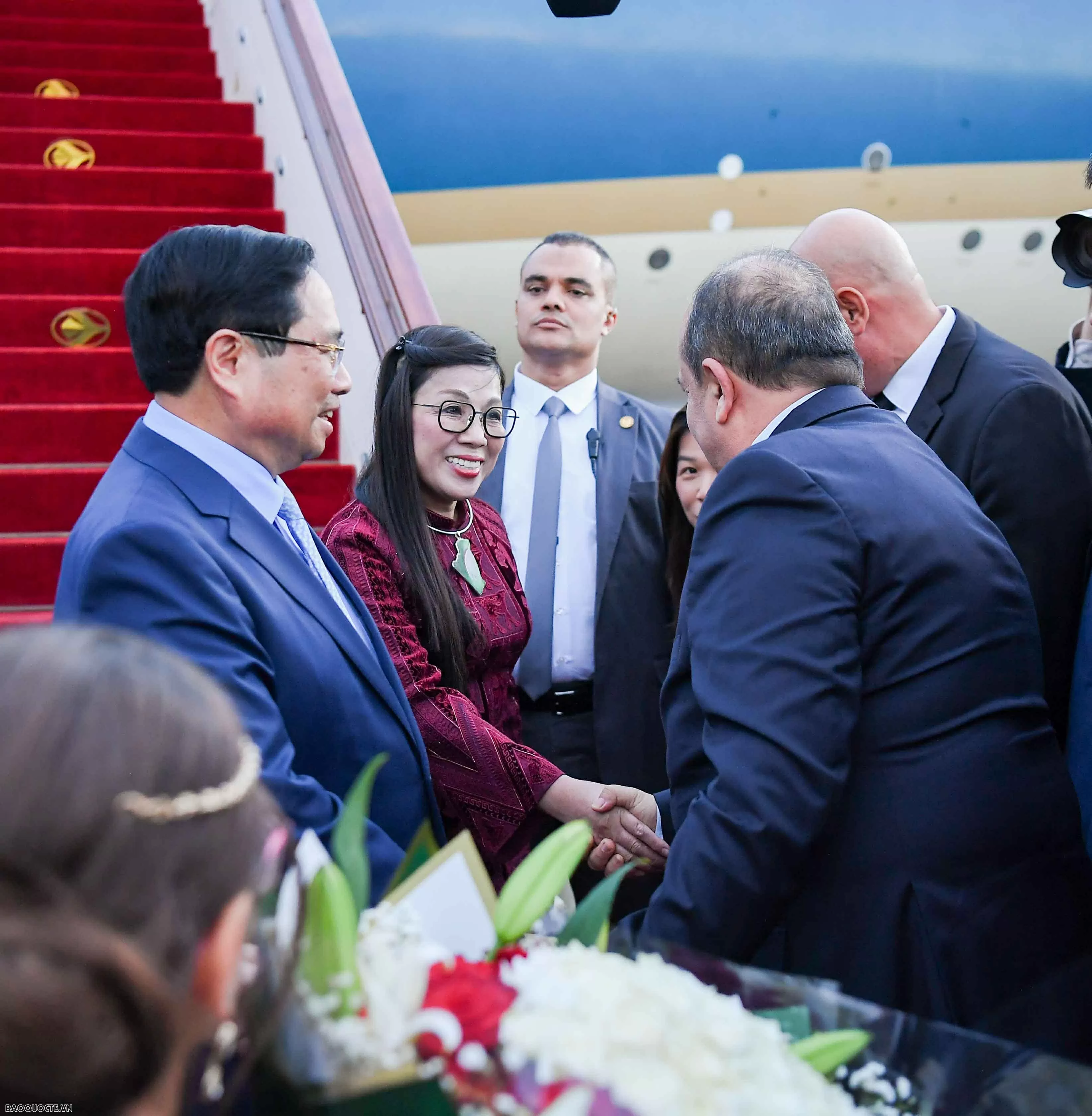 Welcome ceremony held for Prime Minister Pham Minh Chinh and spouse in Algeria