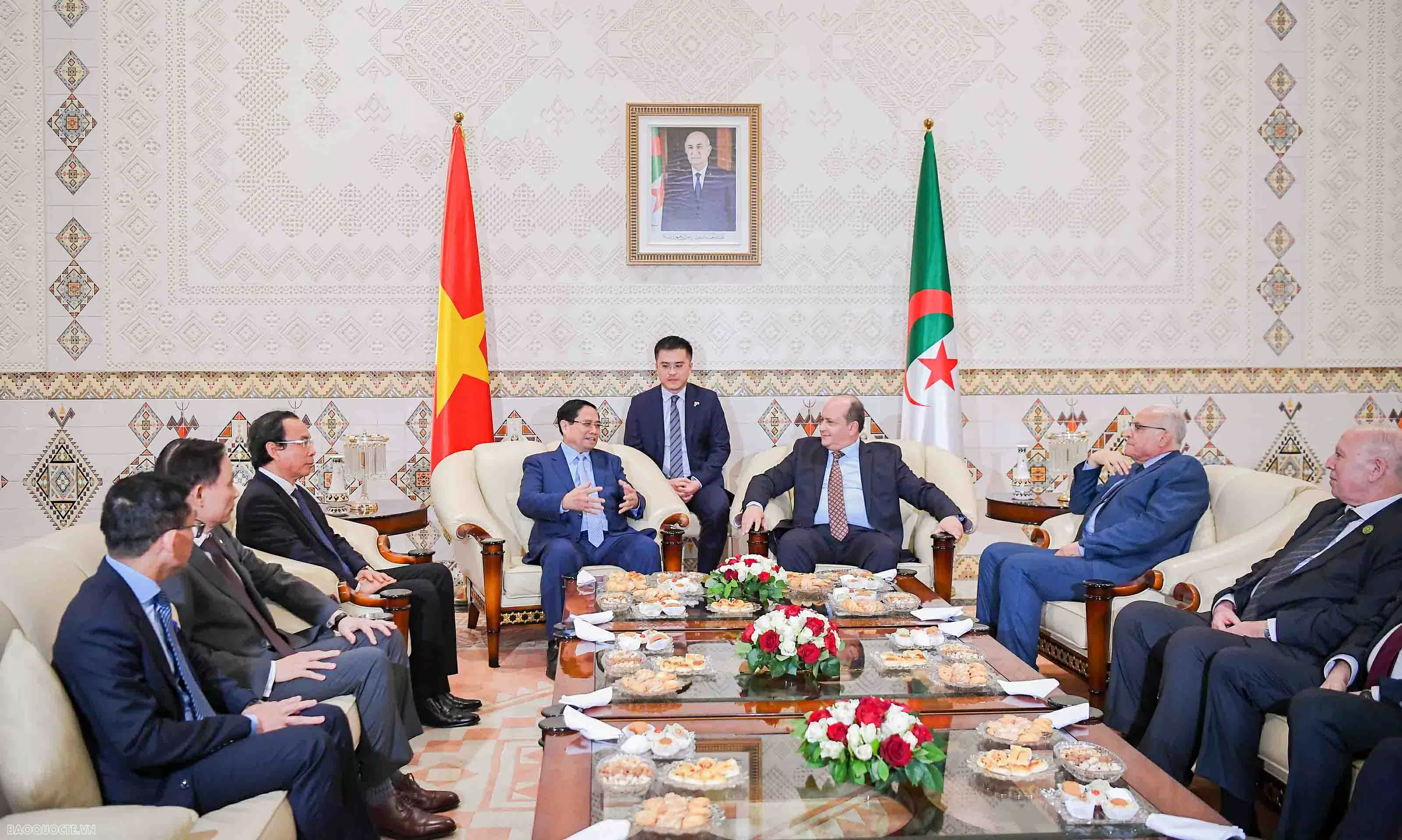 Welcome ceremony held for Prime Minister Pham Minh Chinh and spouse in Algeria Welcome ceremony held for Prime Minister Pham Minh Chinh and spouse in Algeria