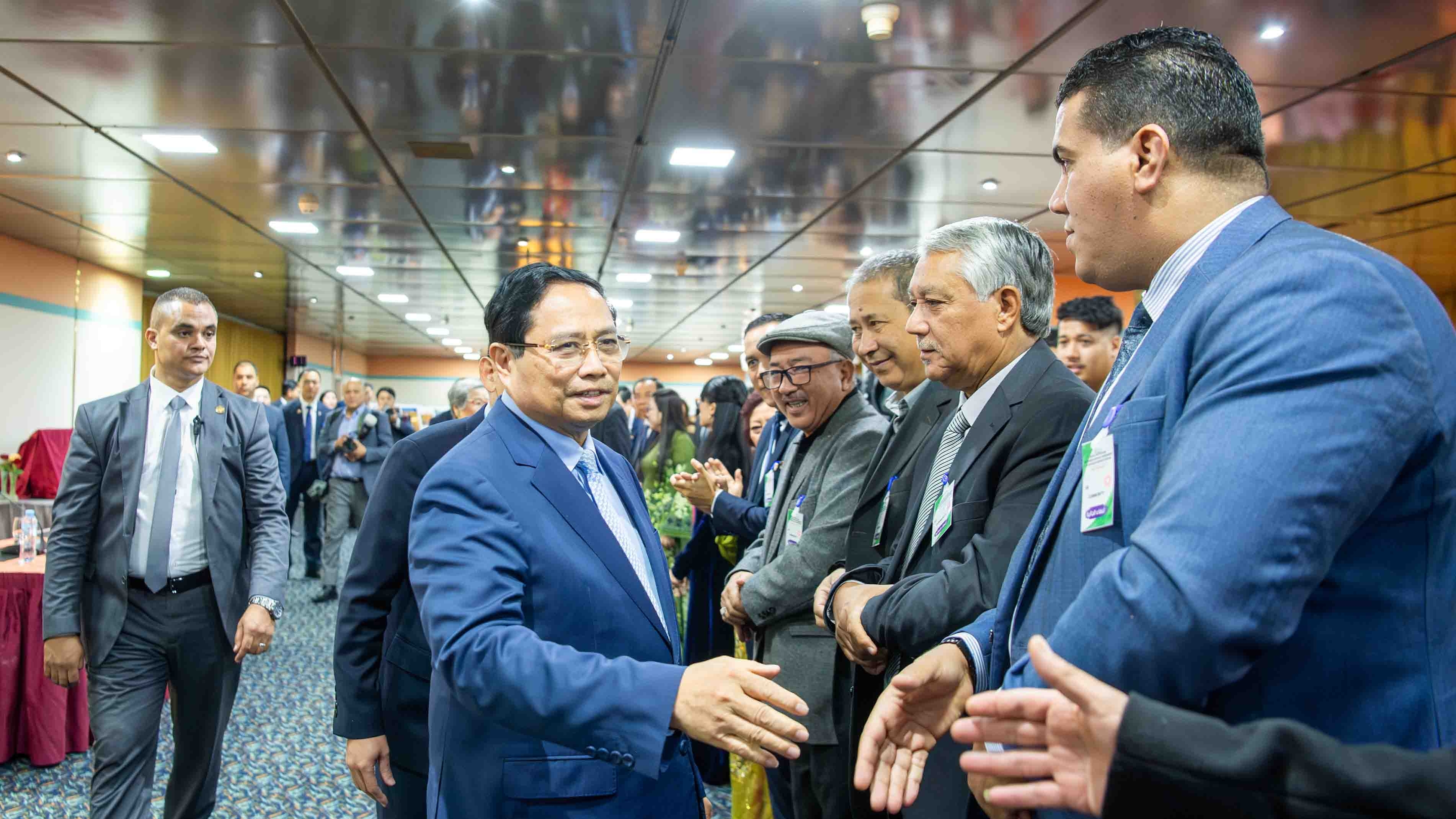 Prime Minister: National unity and compatriotism are invaluable assets of the nation in all circumstances