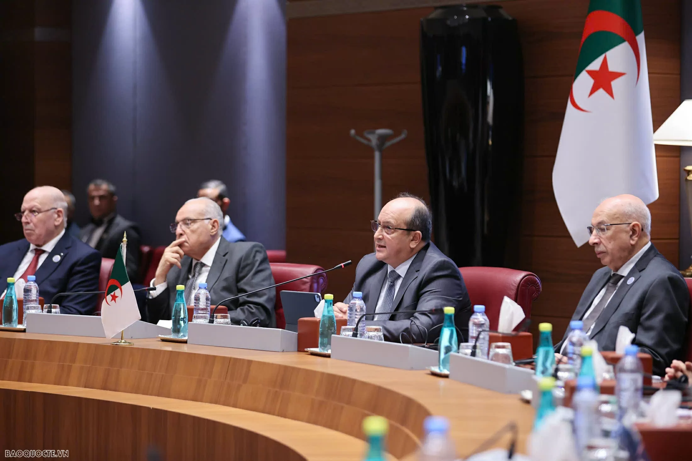 Vietnam, Algeria Prime Ministers hold talks, elevate relations to Strategic Partnership Vietnam, Algeria Prime Ministers hold talks, elevate relations to Strategic Partnership