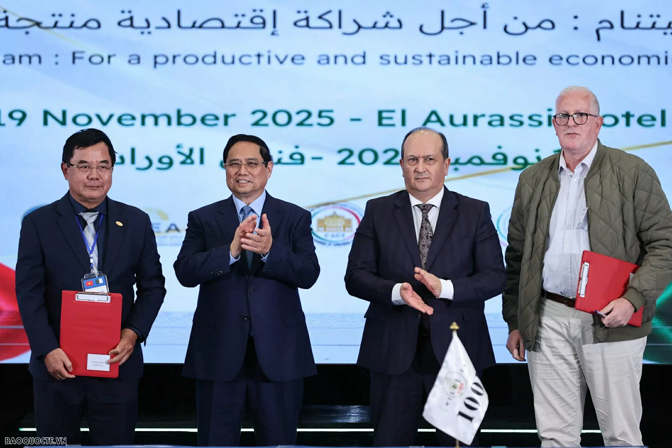 Vietnam, Algeria Prime Ministers attend the Vietnam – Algeria Economic Forum