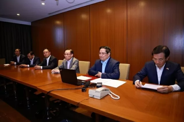 Prime Minister Pham Minh Chinh orders overnight relief mission to flood-isolated areas Prime Minister Pham Minh Chinh orders overnight relief mission to flood-isolated areas