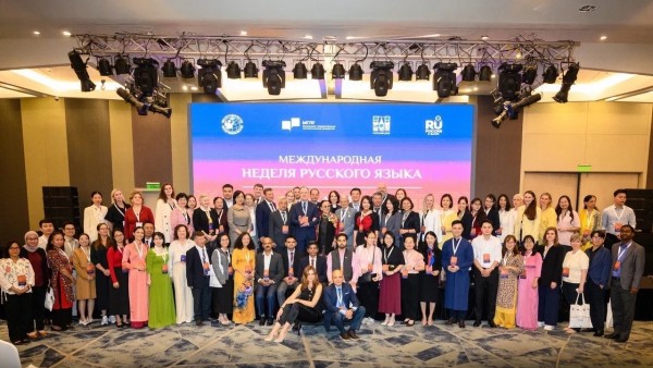 First Russian Language International Week in Asia held in Hanoi