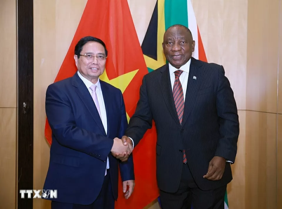 Vietnam, South Africa adopt Joint Statement on upgrading relations to Strategic Partnership Vietnam, South Africa adopt Joint Statement on upgrading relations to Strategic Partnership