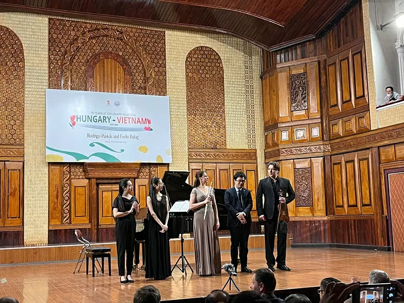 Musical Diplomacy: When melodies connect cultures Musical Diplomacy: When melodies connect cultures