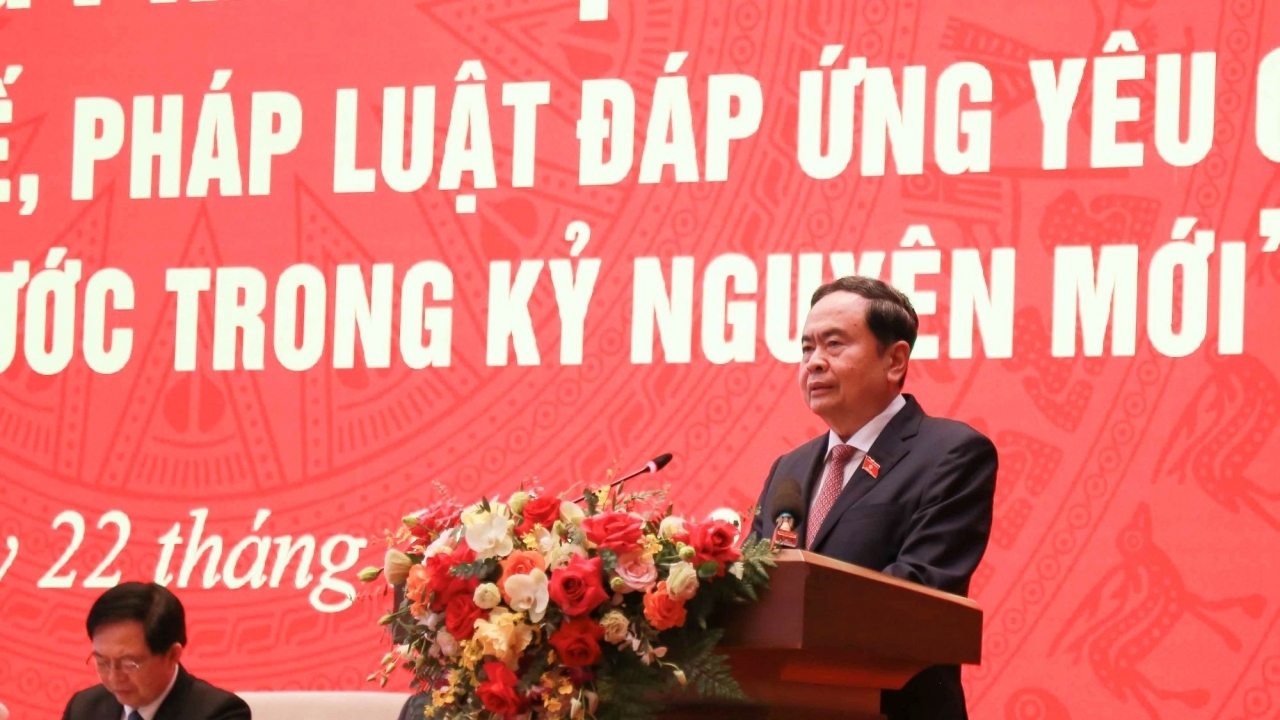 National Assembly Standing Committee hosts first legal construction forum