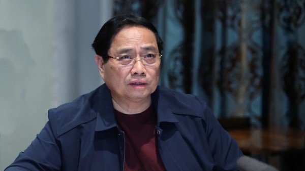 Prime Minister Pham Minh Chinh holds emergency online meeting on flood recovery