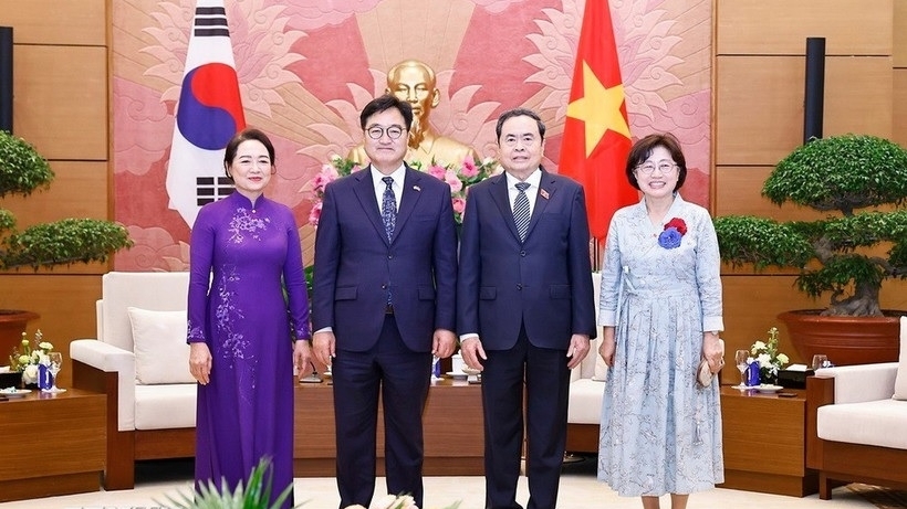 RoK National Assembly Speaker Woo Won Sik concludes official visit to Vietnam