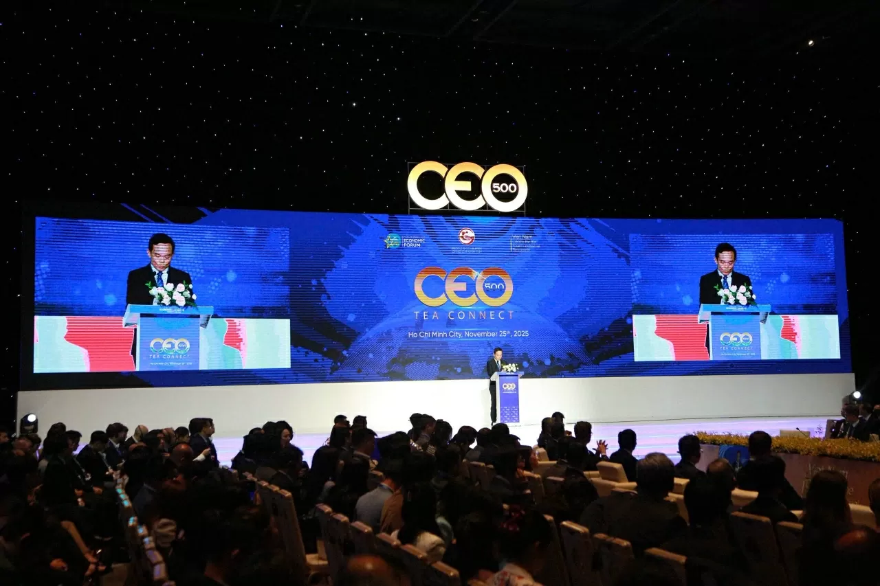 Autumn Economic Forum 2025: Prime Minister Pham Minh Chinh attends CEO 500-TEA CONNECT event