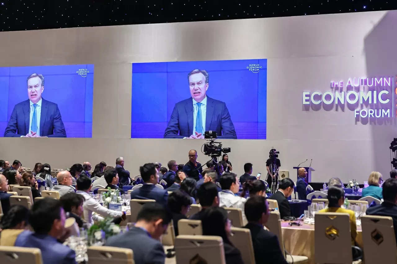 Prime Minister Pham Minh Chinh in dialogue with WEF: Asserting Vietnam's aspiration for green and digital transformation Prime Minister Pham Minh Chinh in dialogue with WEF: Asserting Vietnam's aspiration for green and digital transformation