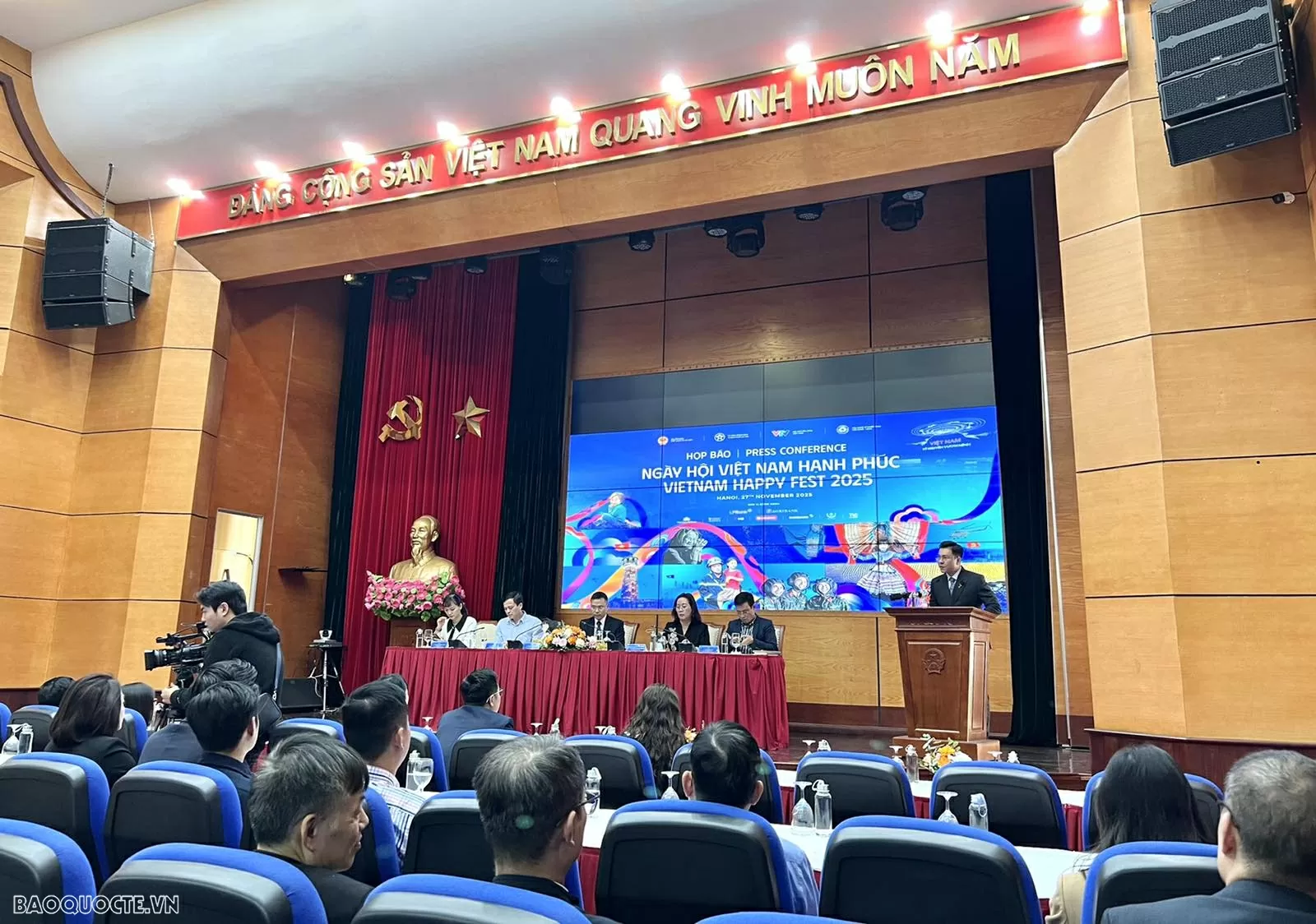 Vietnam Happy Festival: Experience a journey through 13 Emotional Moments on the 'Path of Happiness'