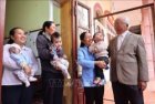 General Secretary To Lam: Ensure timely support and care for all children in special circumstances