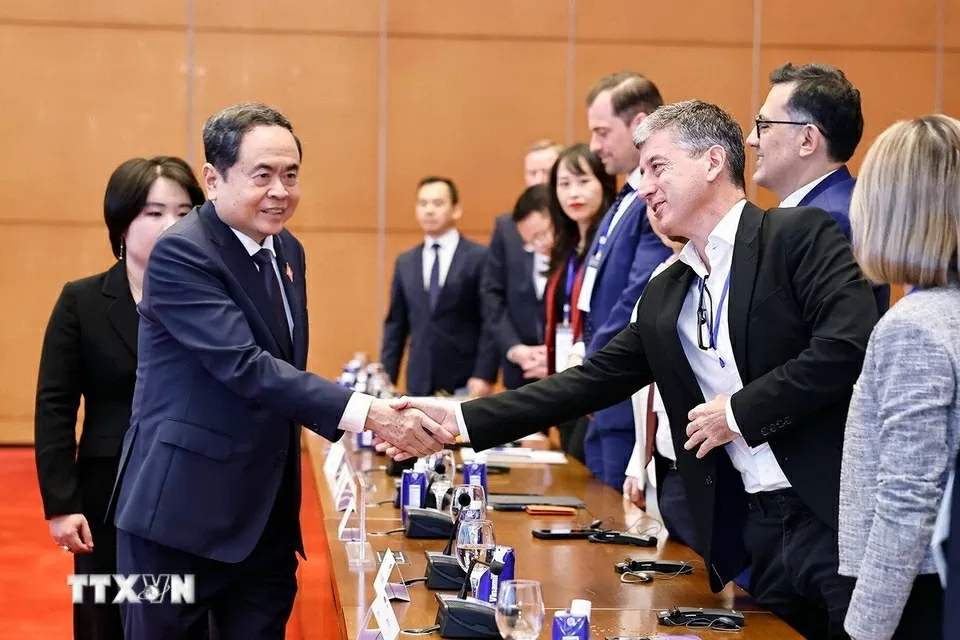 Vietnam - EU: A model and success story of equal, peaceful, and developmental cooperation Vietnam - EU: A model and success story of equal, peaceful, and developmental cooperation