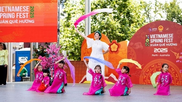 Vietnamese Tet in Western Australia and hearts turned towards Central Vietnam